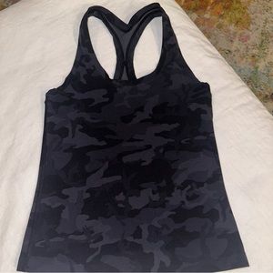 Lululemon tank black camo size S